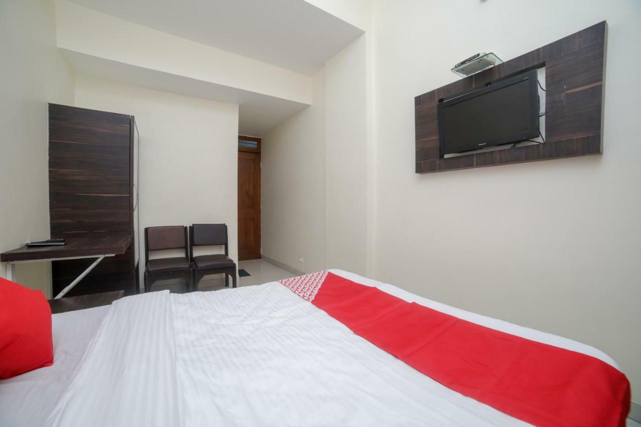 Oyo 46697 Hotel Gopi Nagpur Luaran gambar