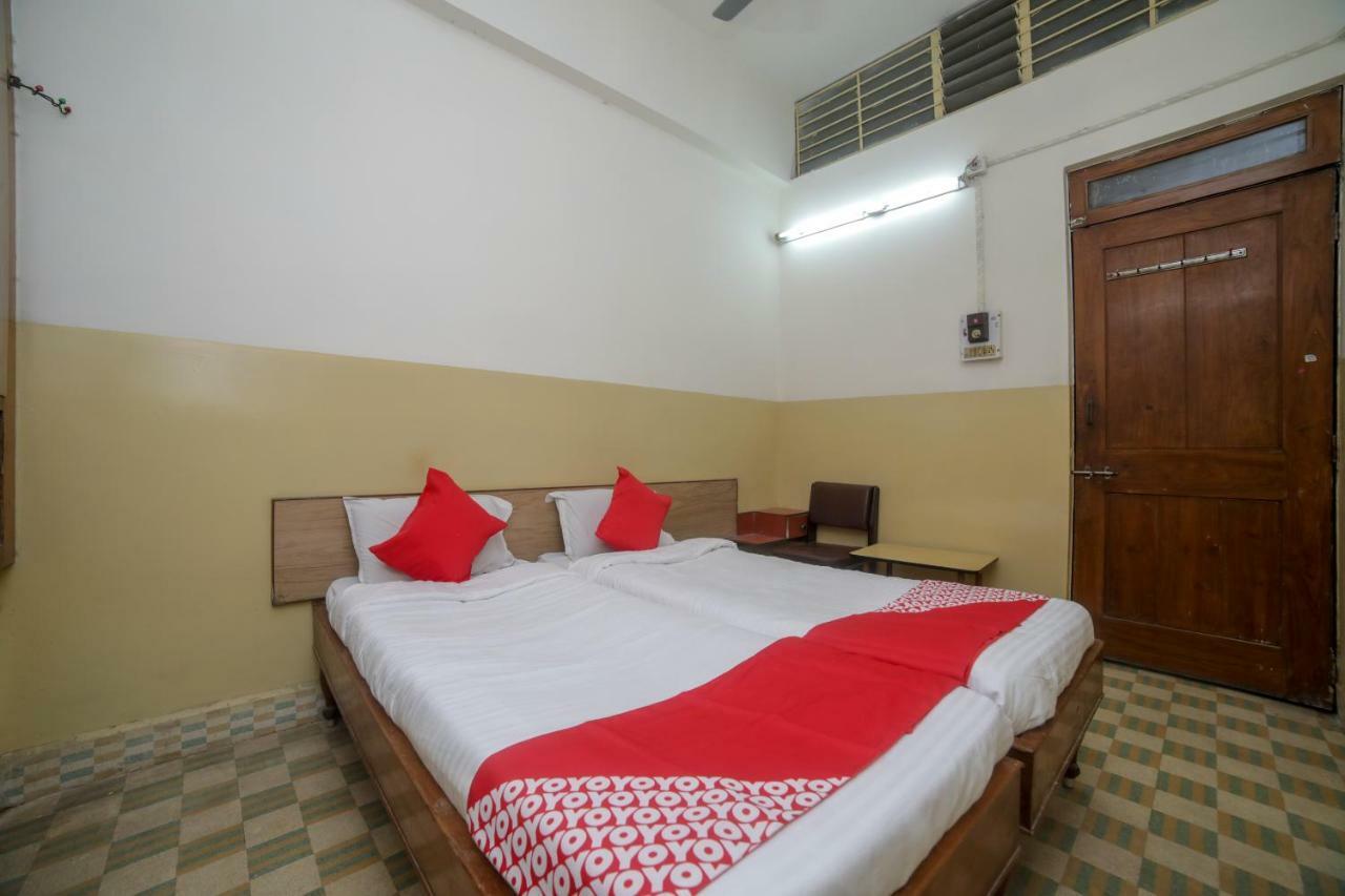 Oyo 46697 Hotel Gopi Nagpur Luaran gambar